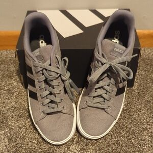 Adidas Men's Gray and Black Sneakers